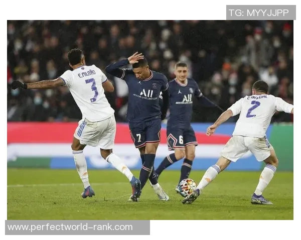 欧联杯激战莱比锡与巴黎圣日耳曼战成平局残酷时刻引发全场沸腾