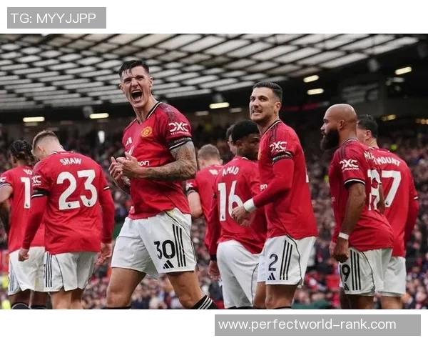 欧联杯经典对决曼联逆转曼城补时绝杀引爆全场激情