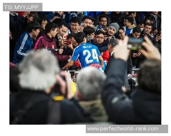 热刺与莱比锡友谊赛战平补时进球引发全场狂欢战术分析