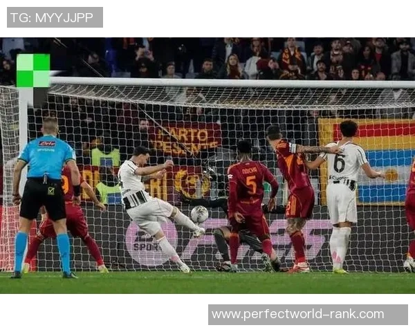 世界杯历史冷门AC米兰以3-0战胜尤文图斯引发全场震动